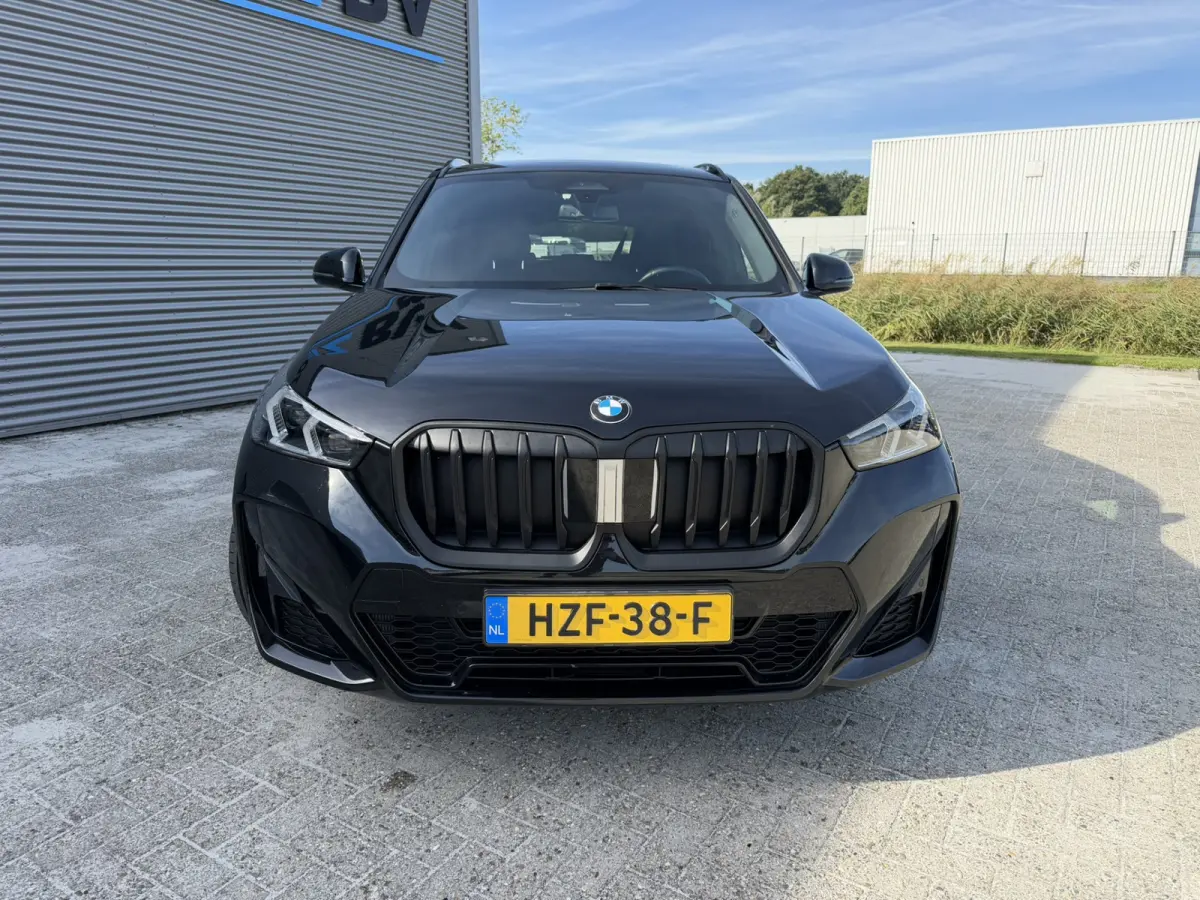 sDrive20i M Sport Panoramadak Trekhaak Elek. Stoelverstelling Carplay Keyless Entry