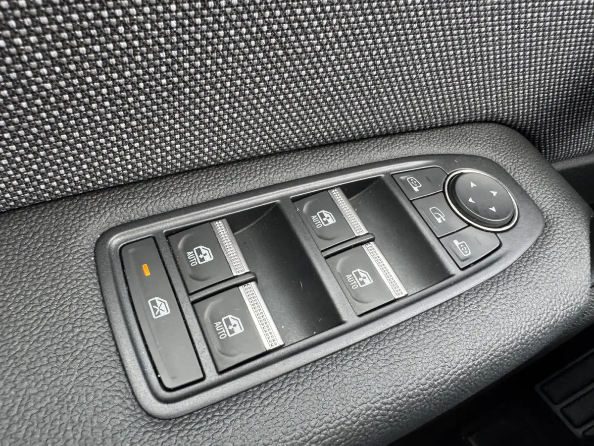 1.8 E-Tech full hybrid 160 Techno+pack Winter!!