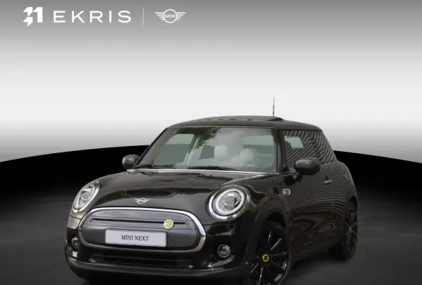 3-deurs | Trim XL | 17" LM Cosmos Spoke zwart | Glazen panoramadak | Harman Kardon HiFi Sound system | MINI Head-Up Display