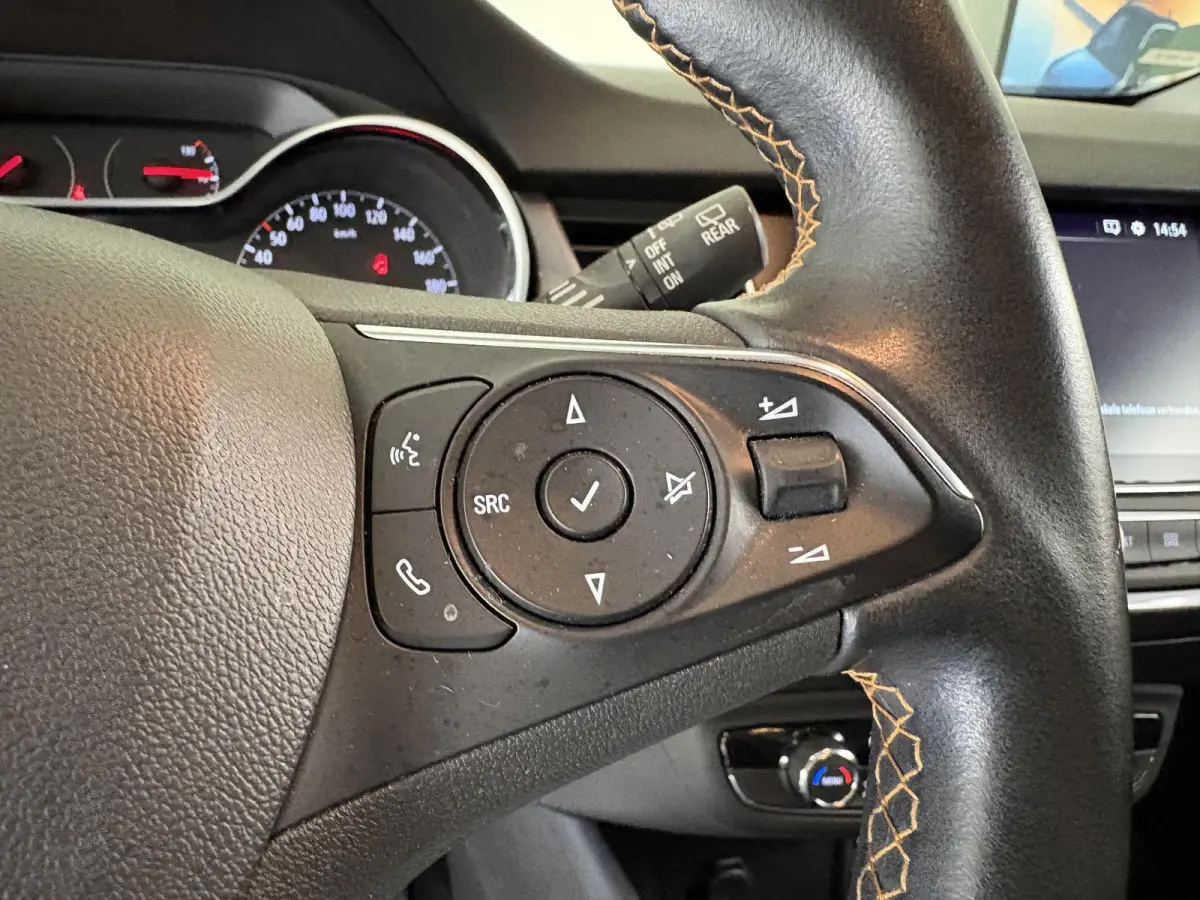 1.2 Turbo Innovation | Navigatie | Climate Control | Keyless Entry |