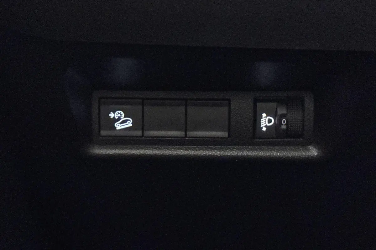 1.2 e-Hybrid Altitude Camera Apple CarPlay Climate Control