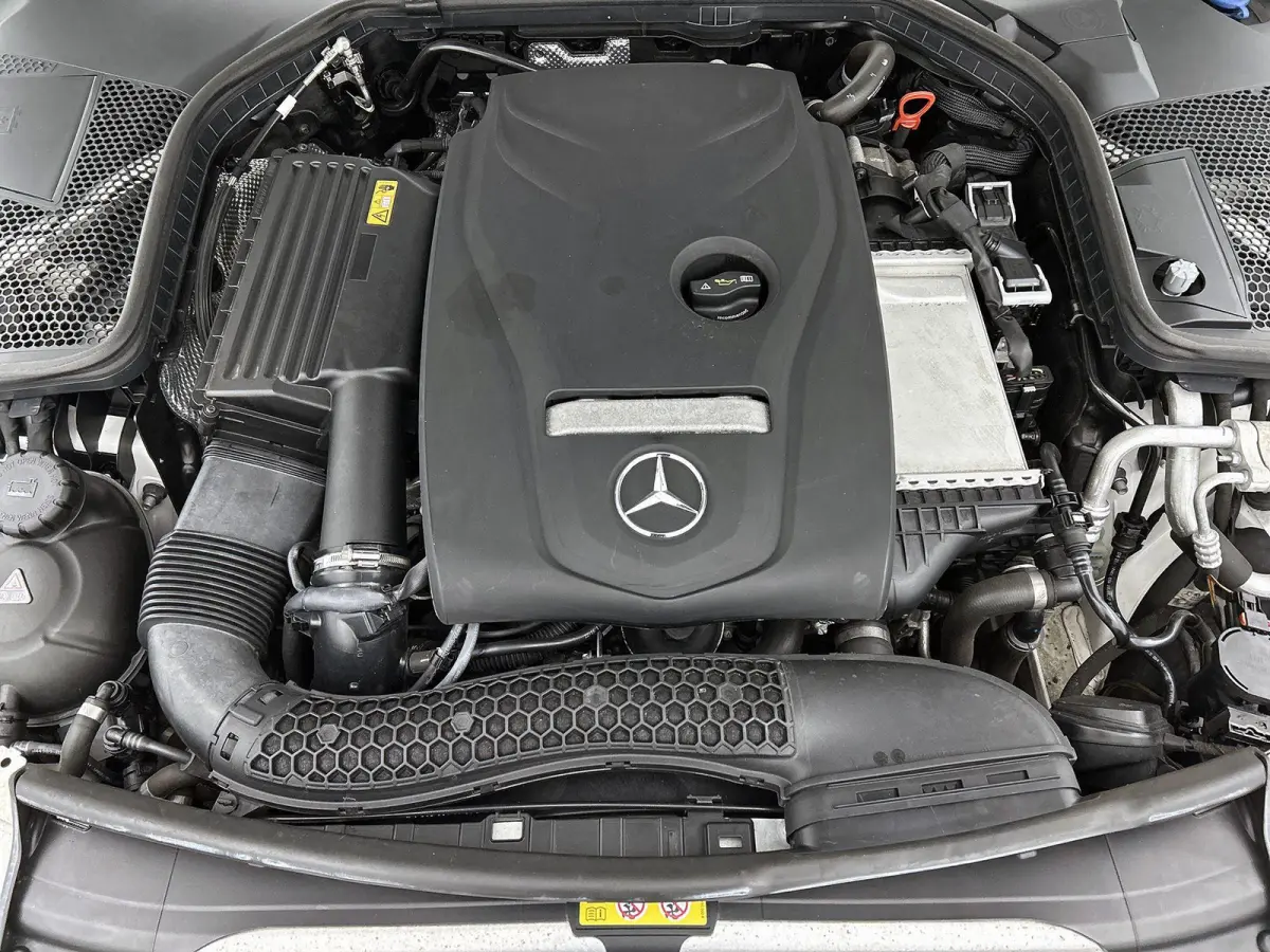 180 Sport Edition Premium Plus AMG Styling | Automaat | Panoramadak | Achteruitrijcamera | Stoelverwarming | Trekhaak |