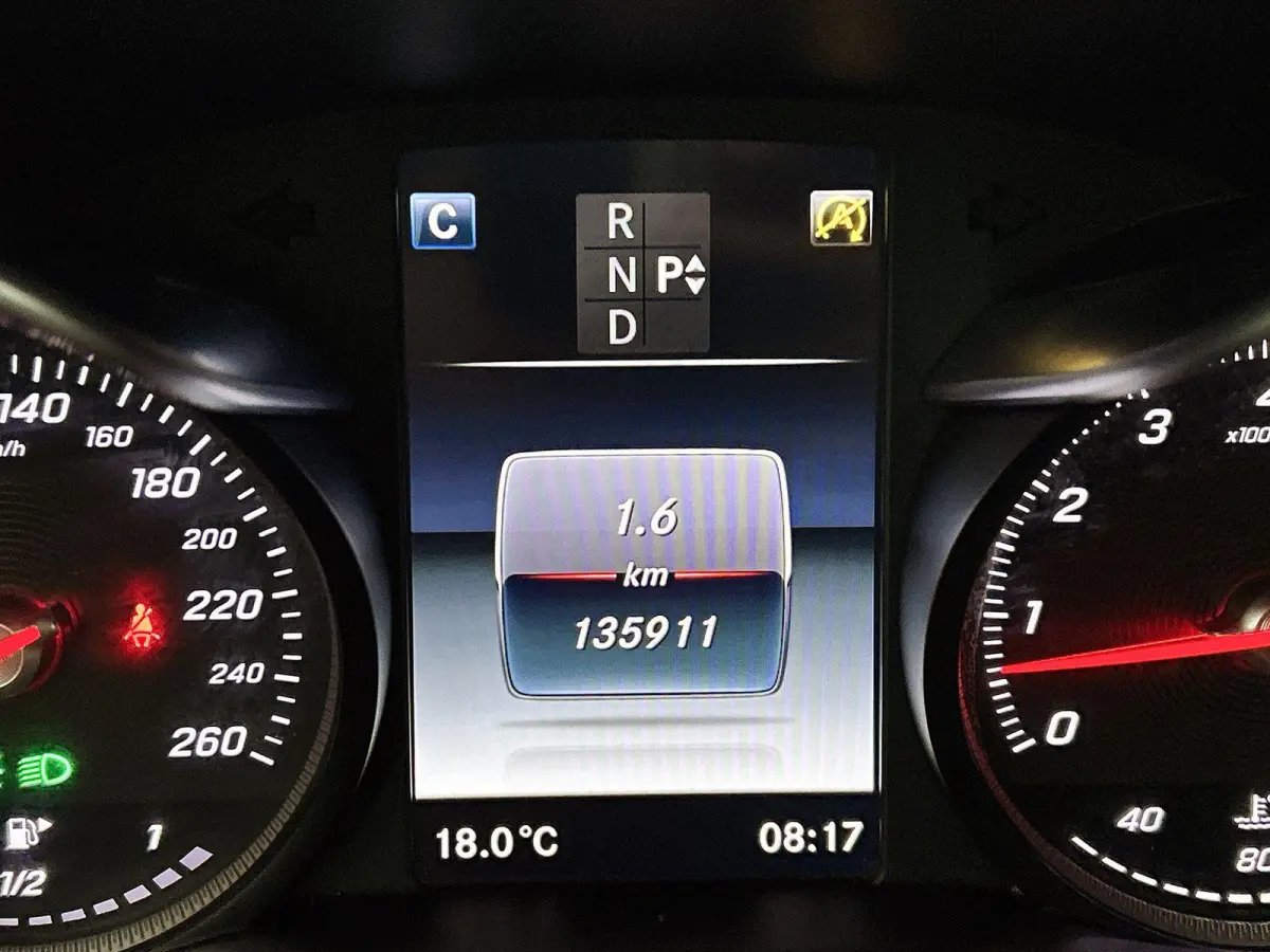 180 Sport Edition Premium Plus AMG Styling | Automaat | Panoramadak | Achteruitrijcamera | Stoelverwarming | Trekhaak |