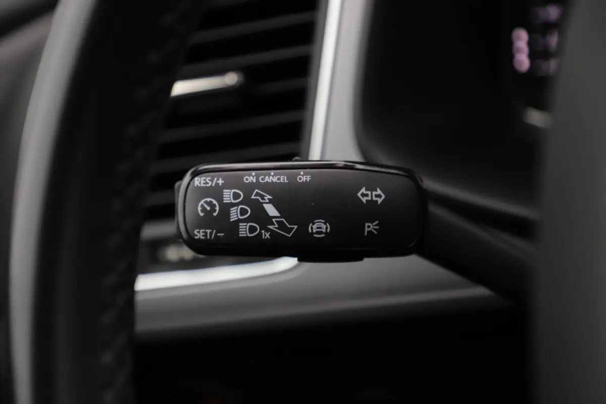 1.0 TSI Style Ultimate Edition Virtual Cockpit Full LED Beats Audio Navigatie Achteruitrijcamera Carplay Android Clima Stoelverwarming Cruise Control Lane Assist