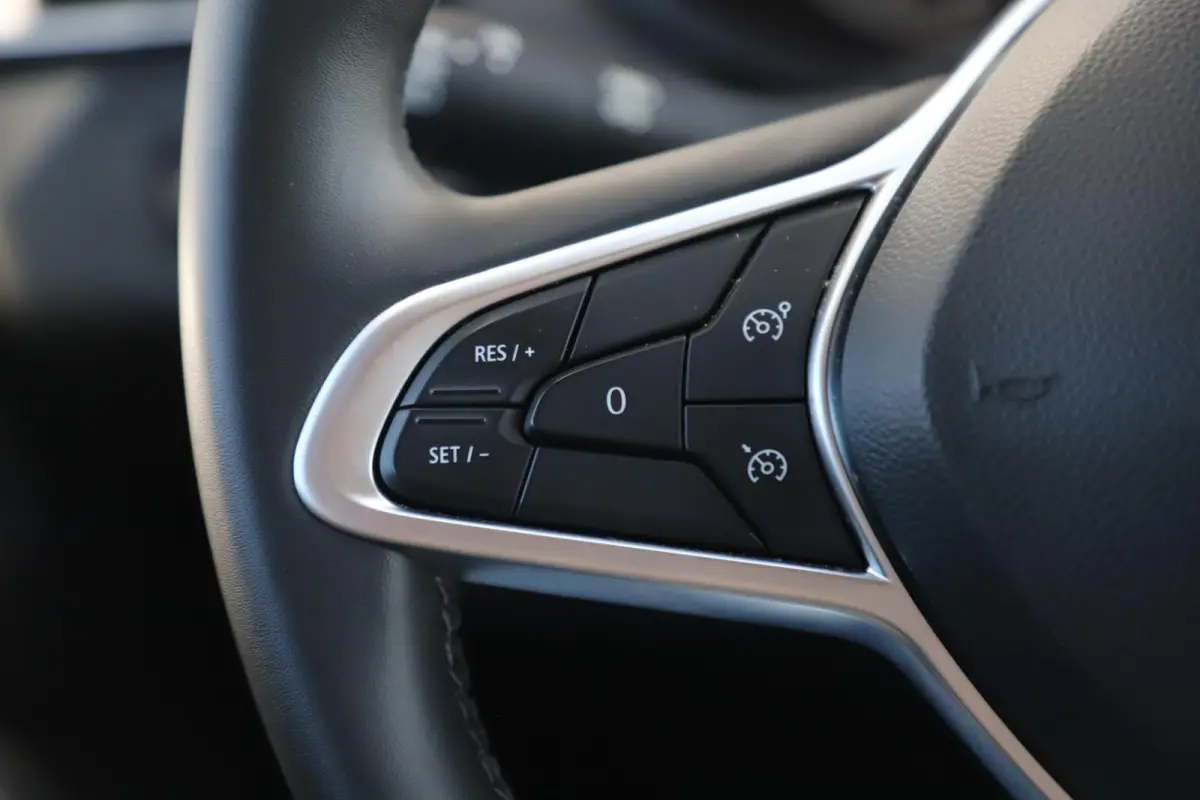 1.0 TCe 90 Equilibre Navigatie Carplay Android Airco Cruise Control Parkeersensor Rijstrooksensor LED