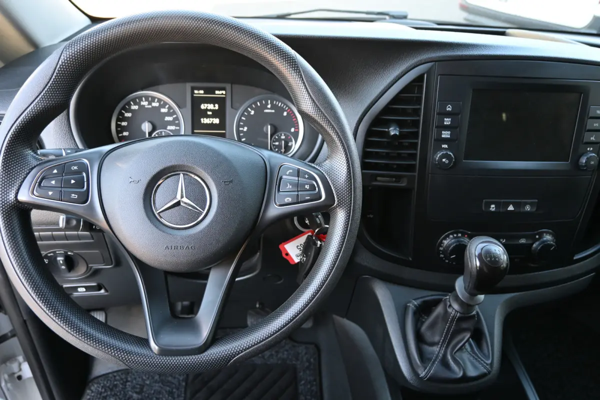 116 CDI L2 DC LED, Apple Carplay/Android Auto