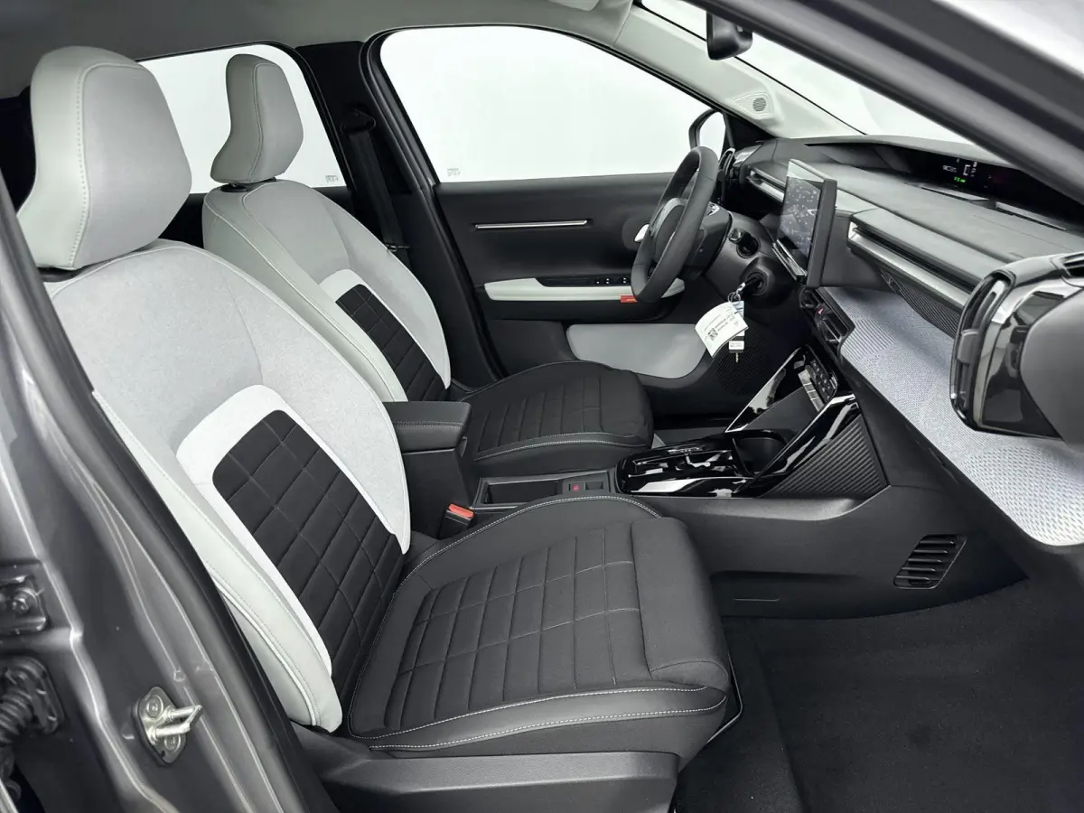 Max 113pk Comfort Range 44 kWh | Navigatie | Accu 99% | Climate Control | Apple Carplay/Android Auto | Achteruitrijcamera |