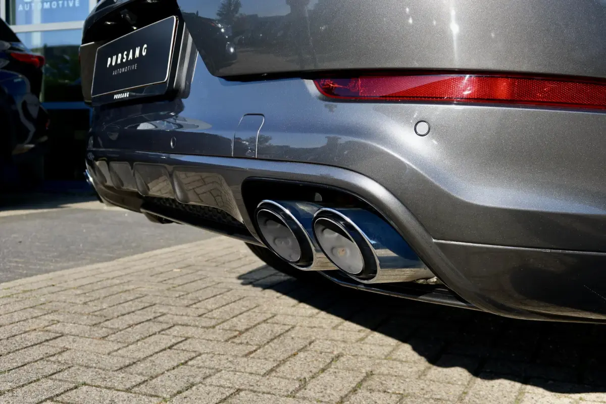 3.0 E-Hybrid | Pano | Stoelvent. | Bijrijd. Disp | Soft Close