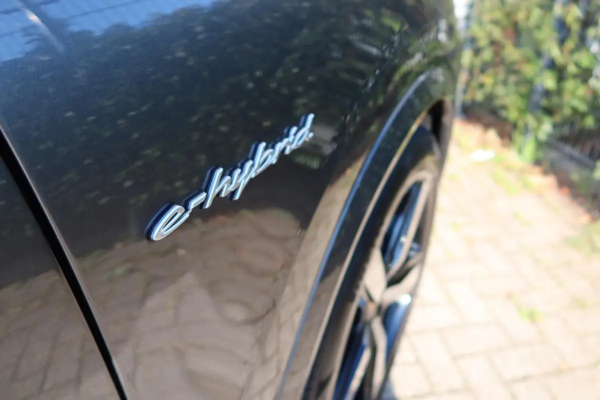 3.0 E-Hybrid | Pano | Stoelvent. | Bijrijd. Disp | Soft Close