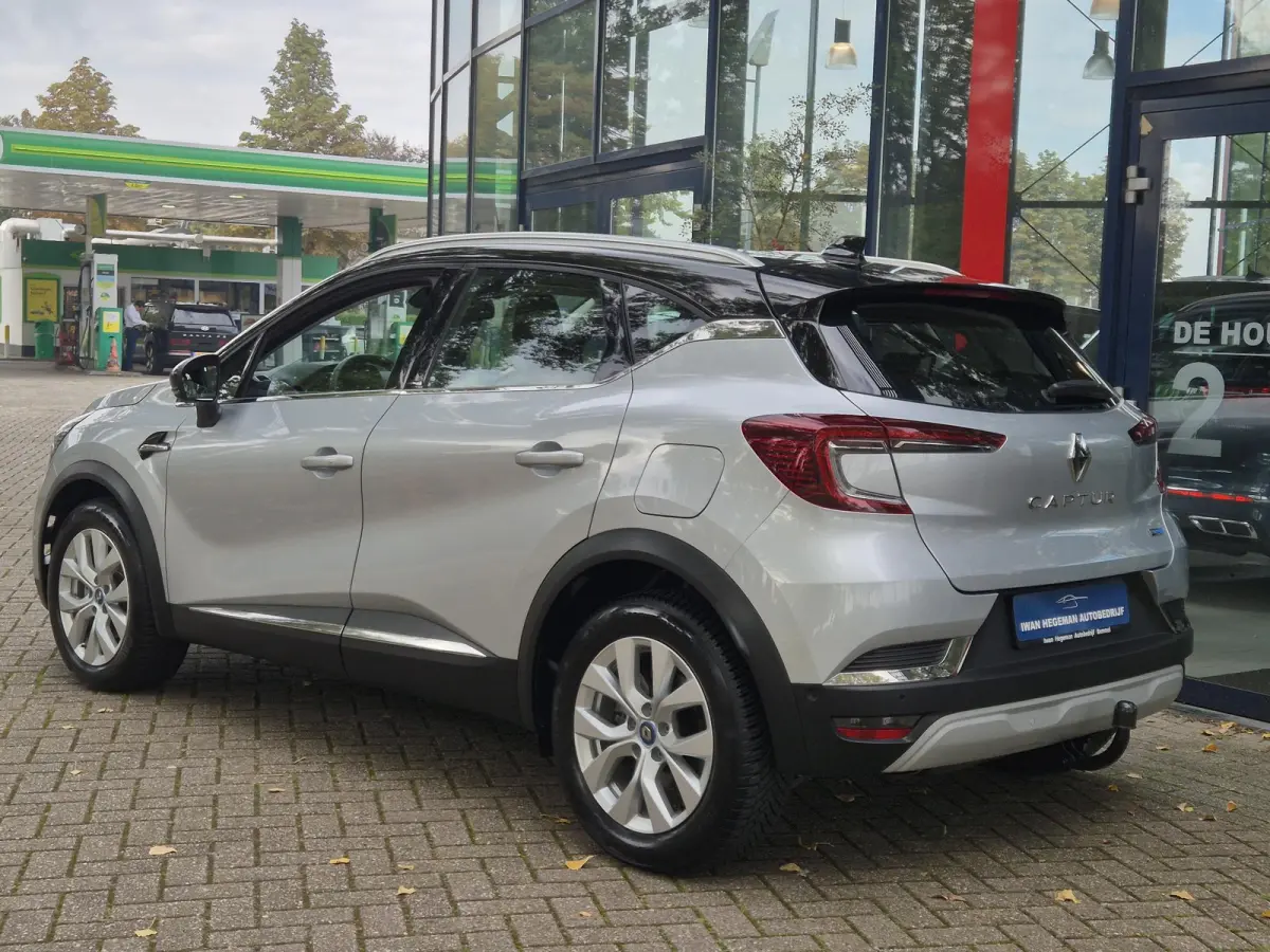 PHEV 1.6 E-Tech Plug-in Hybrid 160 Intens | Trekhaak | Navigatie | Climate Control | Cruise Control | Parkeersensoren + Camera | Licht metalen velgen