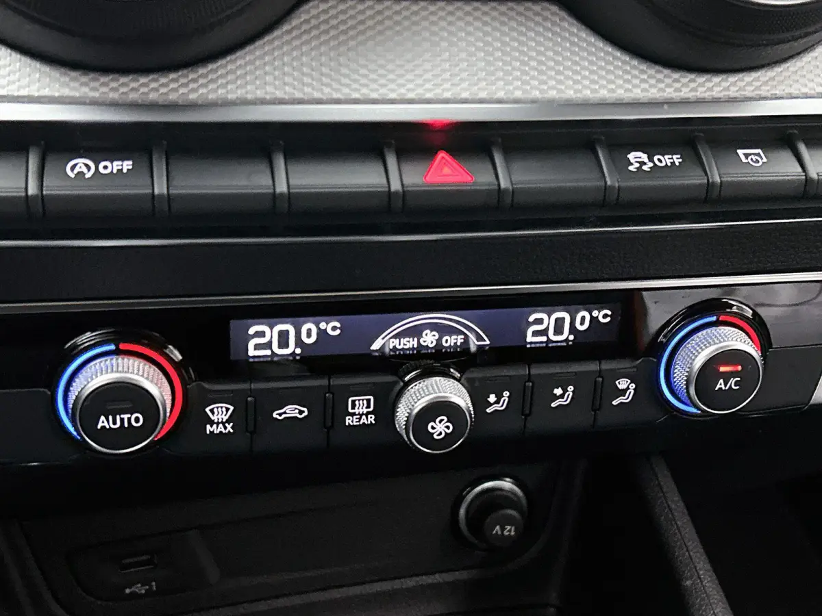 30 TFSI Pro Line 110 PK | Trekhaak | Camera | Adaptive Cruise Control | Lichtmetalen velgen |