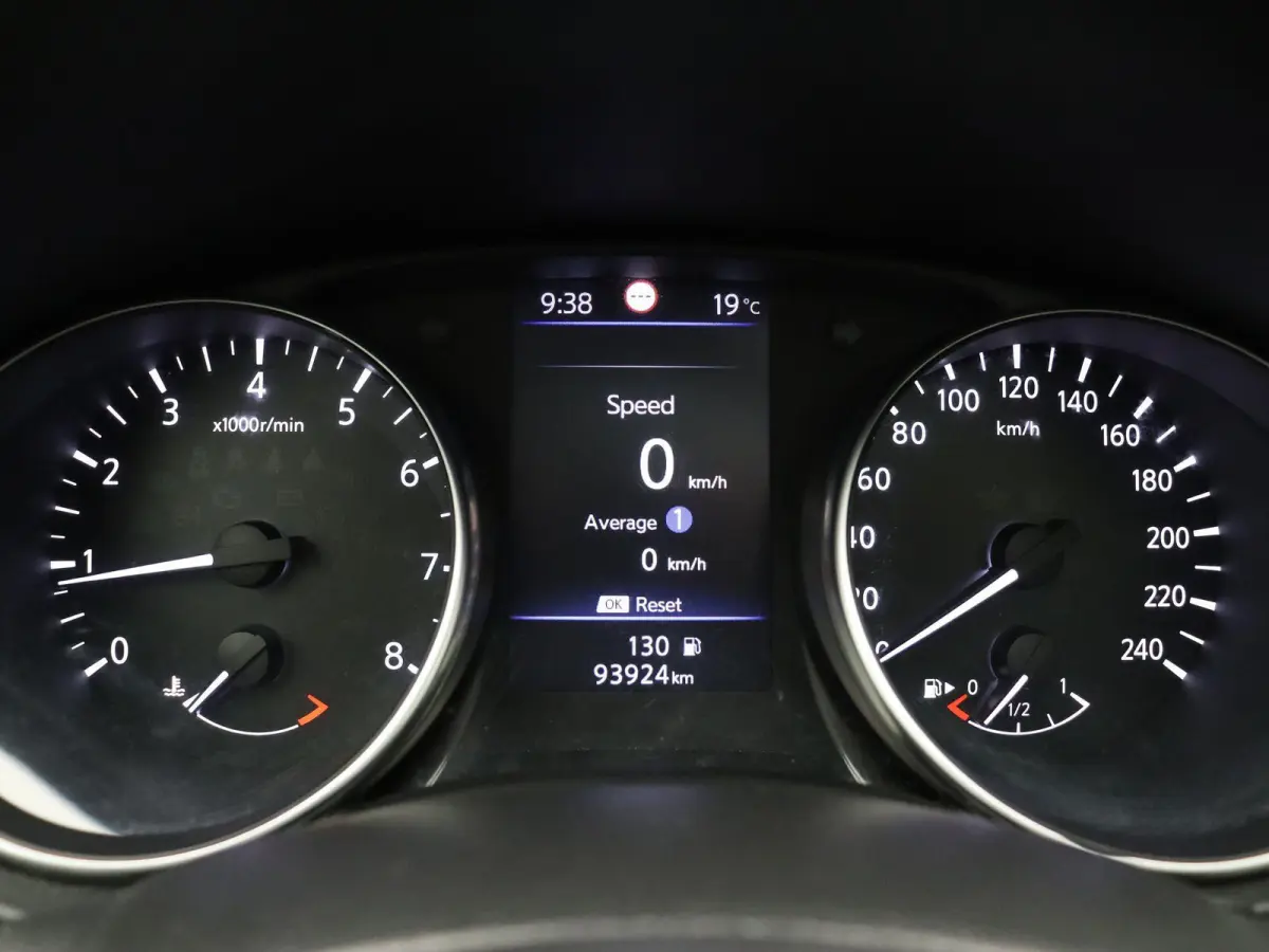 158pk DIG-T N-Connecta | Panorama dak | Trekhaak | Climate Control | Cruise Control |