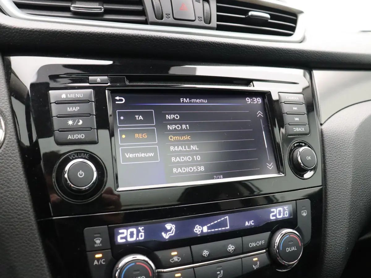 158pk DIG-T N-Connecta | Panorama dak | Trekhaak | Climate Control | Cruise Control |