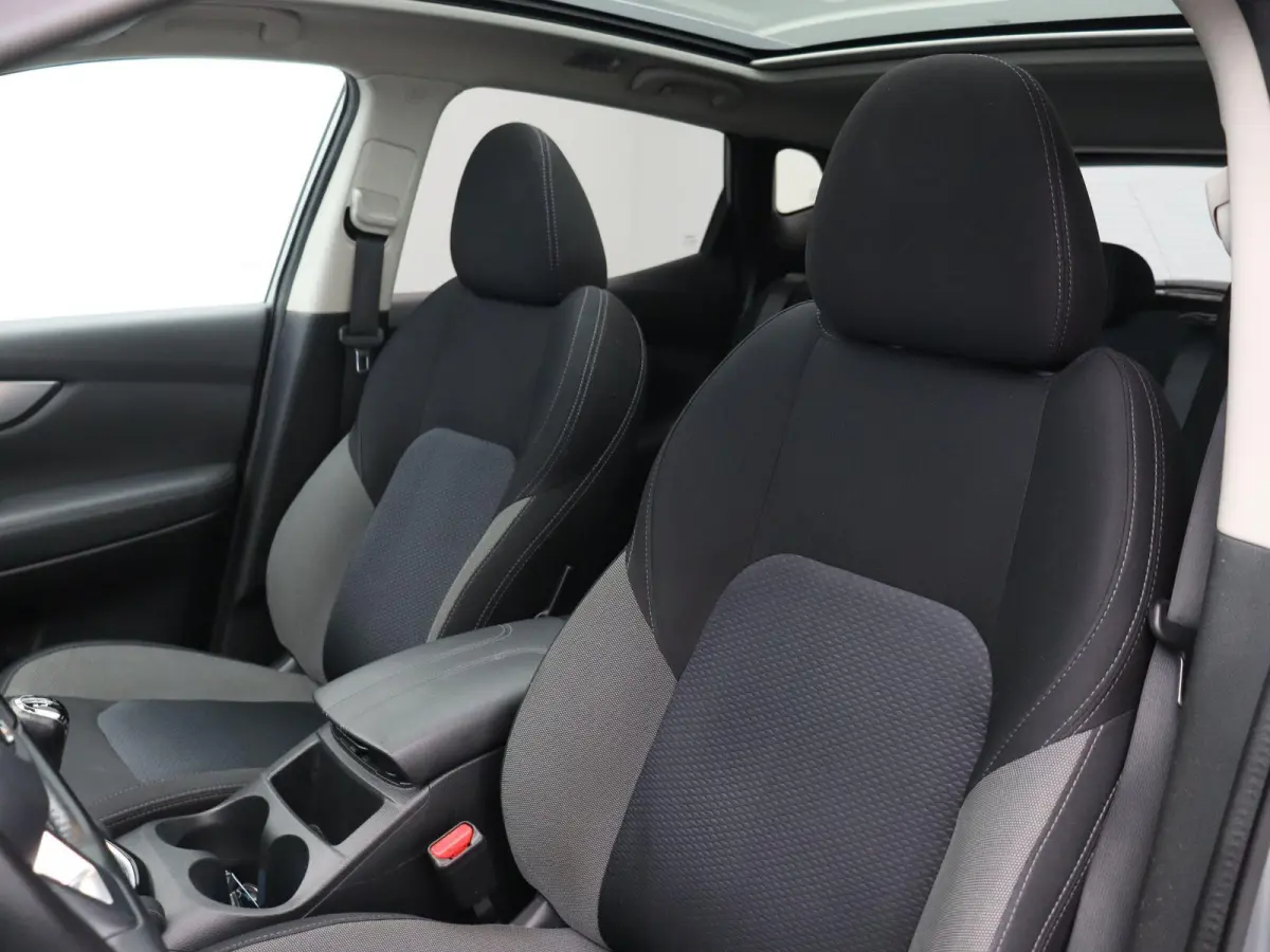 158pk DIG-T N-Connecta | Panorama dak | Trekhaak | Climate Control | Cruise Control |