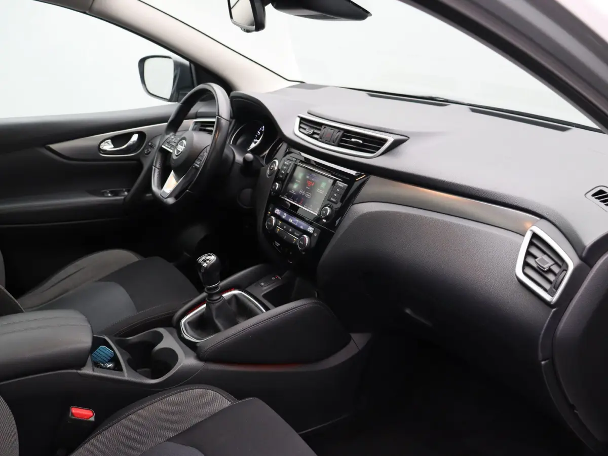 158pk DIG-T N-Connecta | Panorama dak | Trekhaak | Climate Control | Cruise Control |