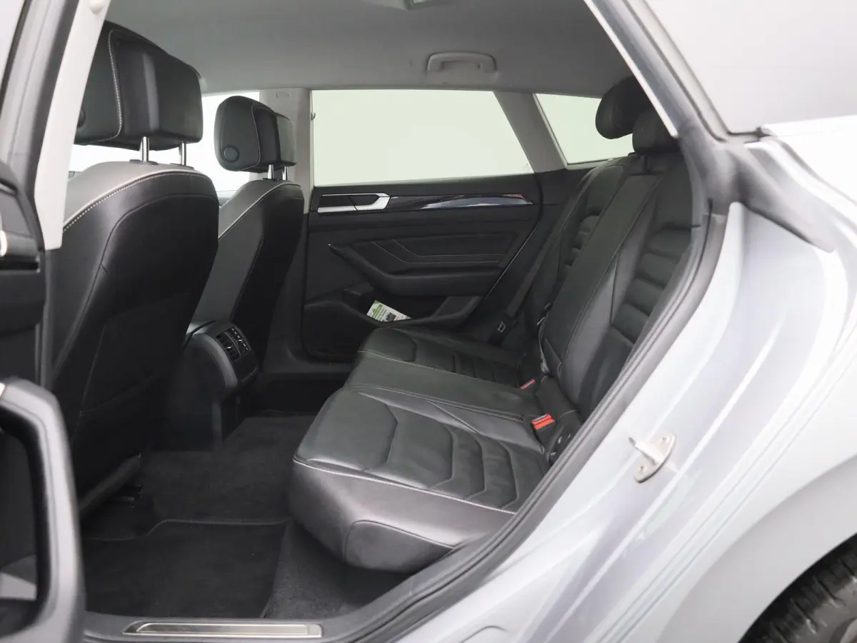 1.4 eHybrid Elegance Shooting Brake | Achteruitrijcamera | Apple Carplay | Virtual Cockpit | Stoelverwarming | Navigatie | Keyless |
