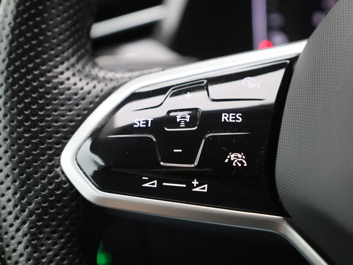 1.4 eHybrid Elegance Shooting Brake | Achteruitrijcamera | Apple Carplay | Virtual Cockpit | Stoelverwarming | Navigatie | Keyless |