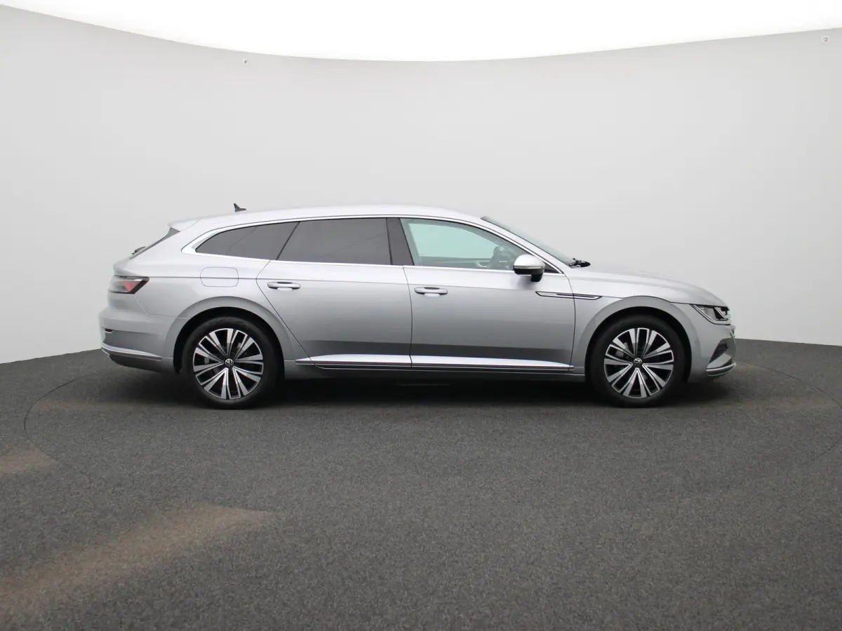 1.4 eHybrid Elegance Shooting Brake | Achteruitrijcamera | Apple Carplay | Virtual Cockpit | Stoelverwarming | Navigatie | Keyless |