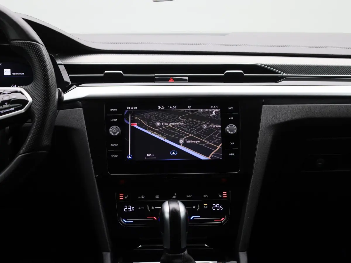 1.4 eHybrid Elegance Shooting Brake | Achteruitrijcamera | Apple Carplay | Virtual Cockpit | Stoelverwarming | Navigatie | Keyless |
