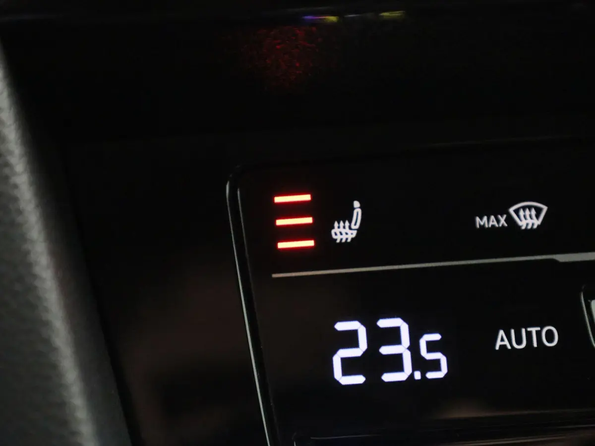1.4 eHybrid Elegance Shooting Brake | Achteruitrijcamera | Apple Carplay | Virtual Cockpit | Stoelverwarming | Navigatie | Keyless |