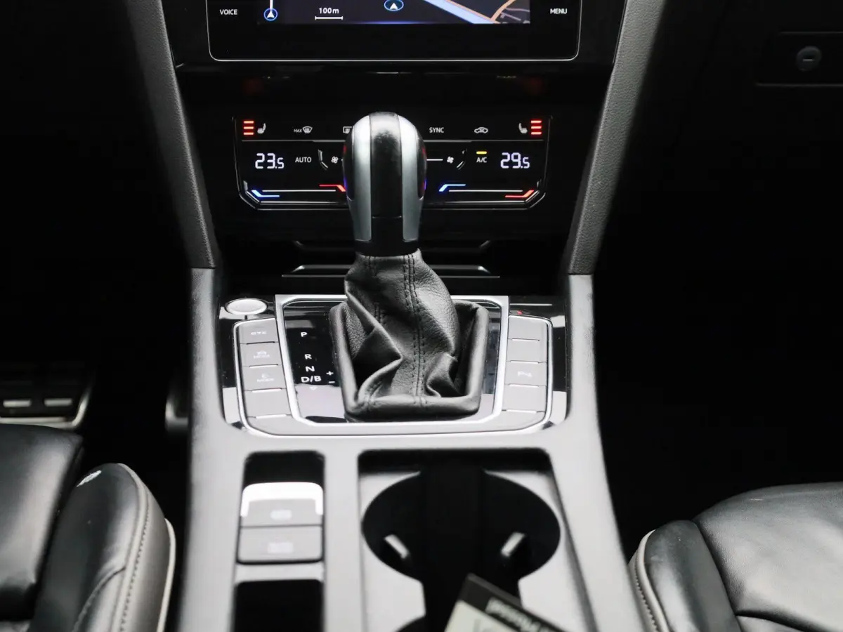 1.4 eHybrid Elegance Shooting Brake | Achteruitrijcamera | Apple Carplay | Virtual Cockpit | Stoelverwarming | Navigatie | Keyless |