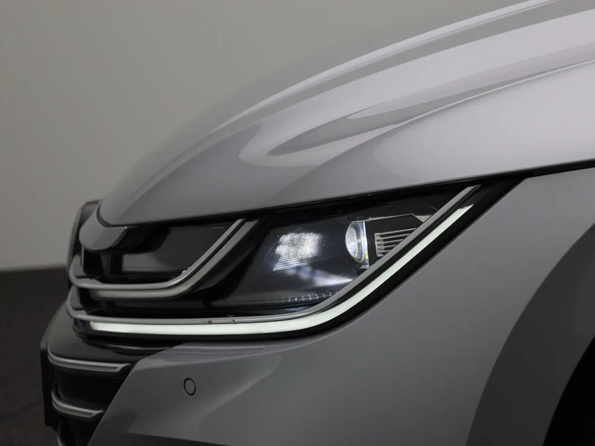 1.4 eHybrid Elegance Shooting Brake | Achteruitrijcamera | Apple Carplay | Virtual Cockpit | Stoelverwarming | Navigatie | Keyless |