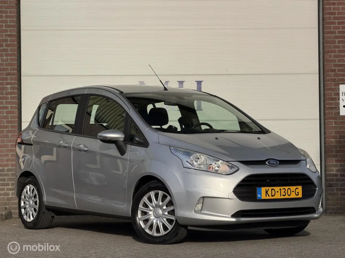 1.6 TI-VCT Style Automaat ORG NED 3DE EIG Airco Navi Bluetooth