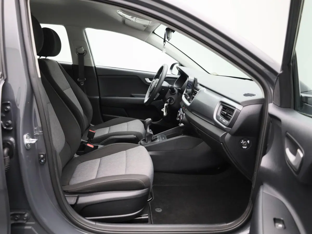 1.0 T-GDi MHEV ComfortLine | APPLE CARPLAY - ANDROID AUTO | AIRCO | MULTIFUNCTIONEEL STUURWIEL |