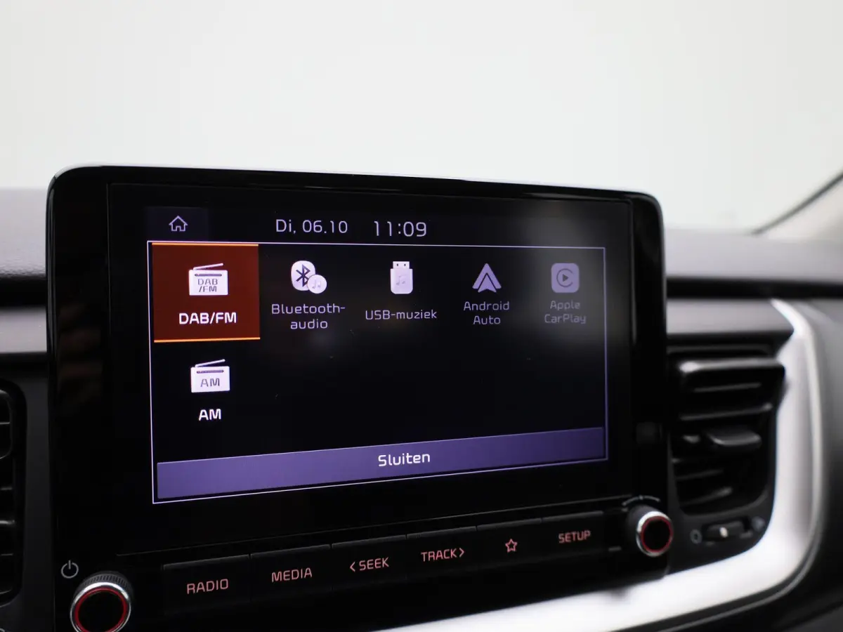 1.0 T-GDi MHEV ComfortLine | APPLE CARPLAY - ANDROID AUTO | AIRCO | MULTIFUNCTIONEEL STUURWIEL |