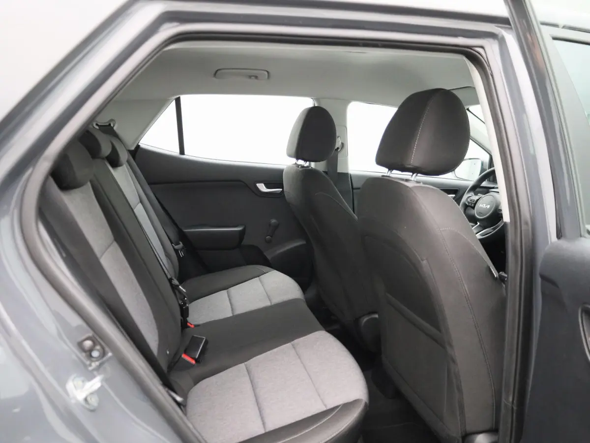 1.0 T-GDi MHEV ComfortLine | APPLE CARPLAY - ANDROID AUTO | AIRCO | MULTIFUNCTIONEEL STUURWIEL |