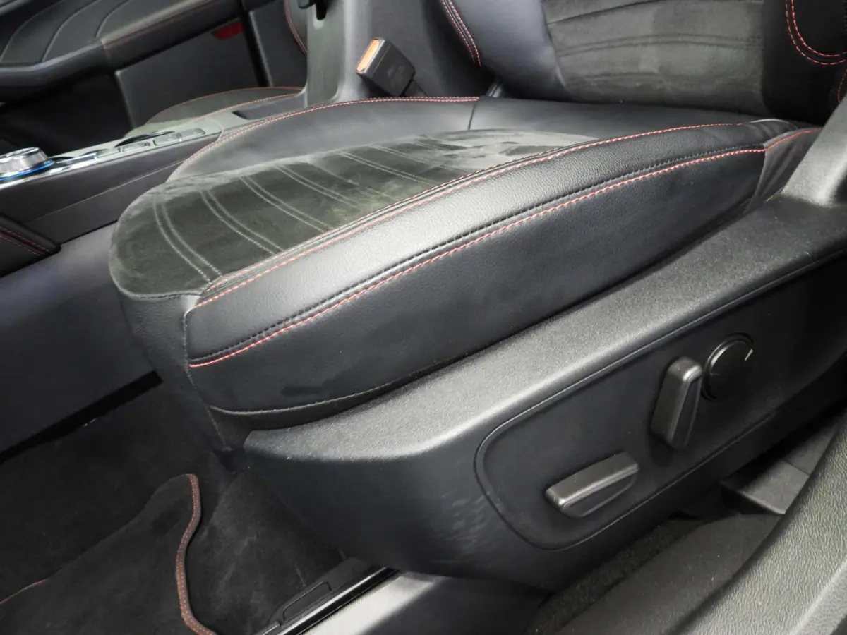 2.5 PHEV Plug-In ST-Line X TREKH./NAVI/LED/B&O/HEAD-UP/18"LMV!