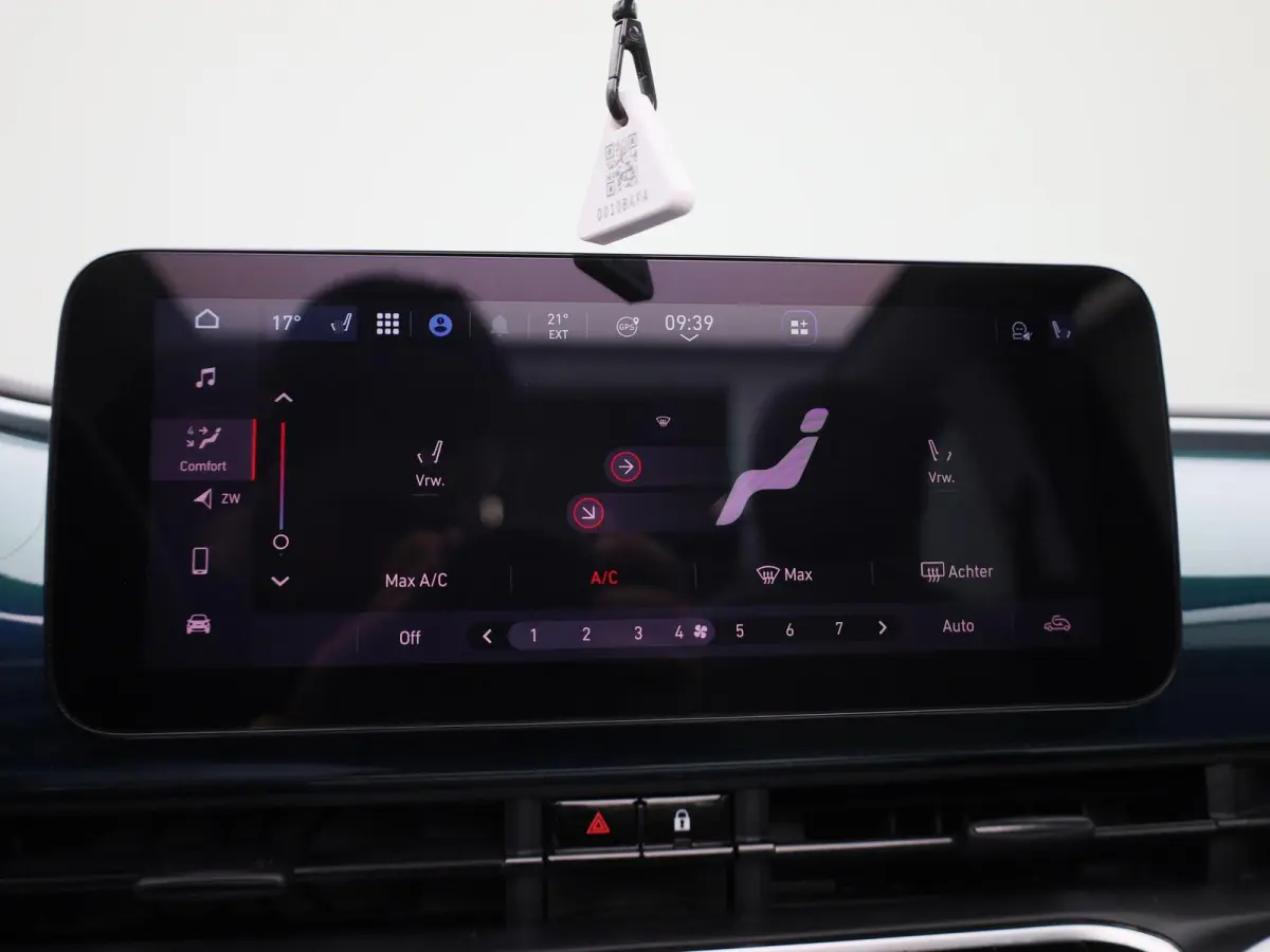 C 500e 42 kWh Icon | SOH 94.5% | ACHTERUITRIJCAMERA | APPLE CARPLAY - ANDROID AUTO | STOELVERWARMING | CRUISE CONTROL | CLIMATE CONTROL |