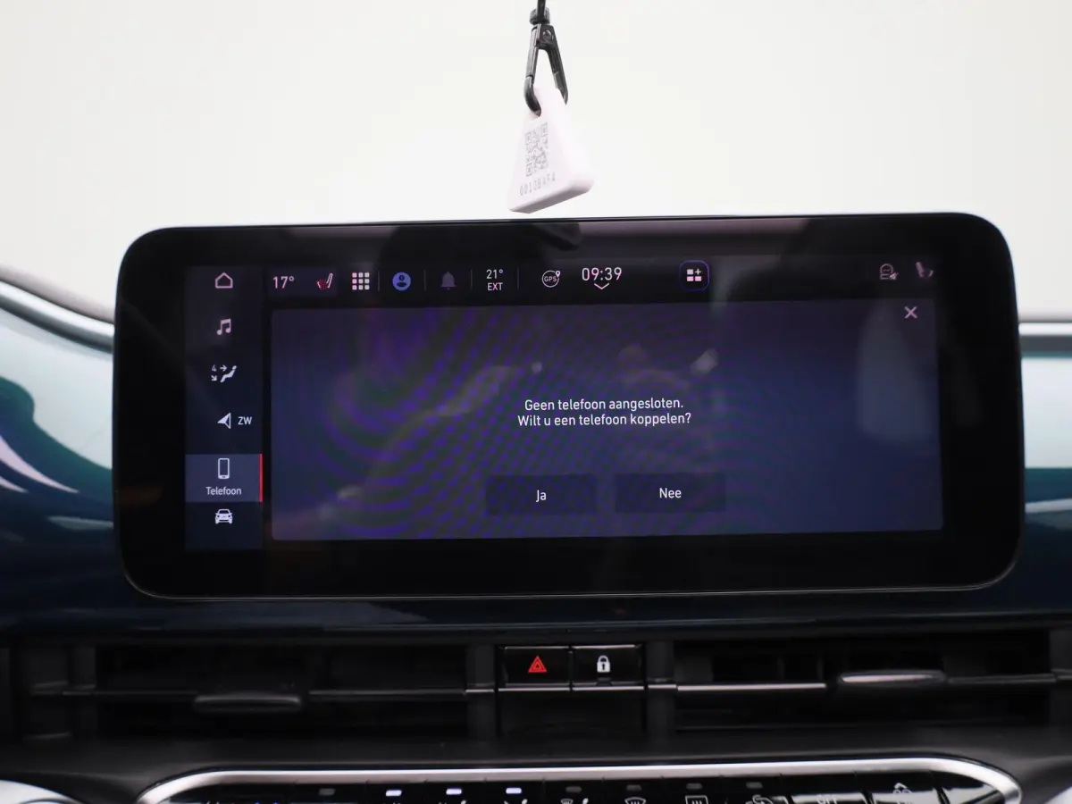 C 500e 42 kWh Icon | SOH 94.5% | ACHTERUITRIJCAMERA | APPLE CARPLAY - ANDROID AUTO | STOELVERWARMING | CRUISE CONTROL | CLIMATE CONTROL |