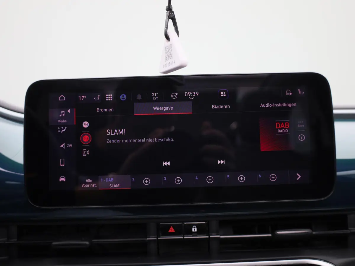 C 500e 42 kWh Icon | SOH 94.5% | ACHTERUITRIJCAMERA | APPLE CARPLAY - ANDROID AUTO | STOELVERWARMING | CRUISE CONTROL | CLIMATE CONTROL |
