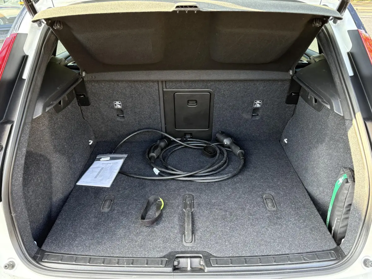 Ultimate 70 kWh SOH 95% | 360 CAMERA | STOEL STUURVERWARMING | MEM. SEAT | ELEK. STOEL | PANO | RIJKLAARPRIJS INCL. 12 MND BOVAG GARANTIE! | KEYLESS + DODEHOEK |