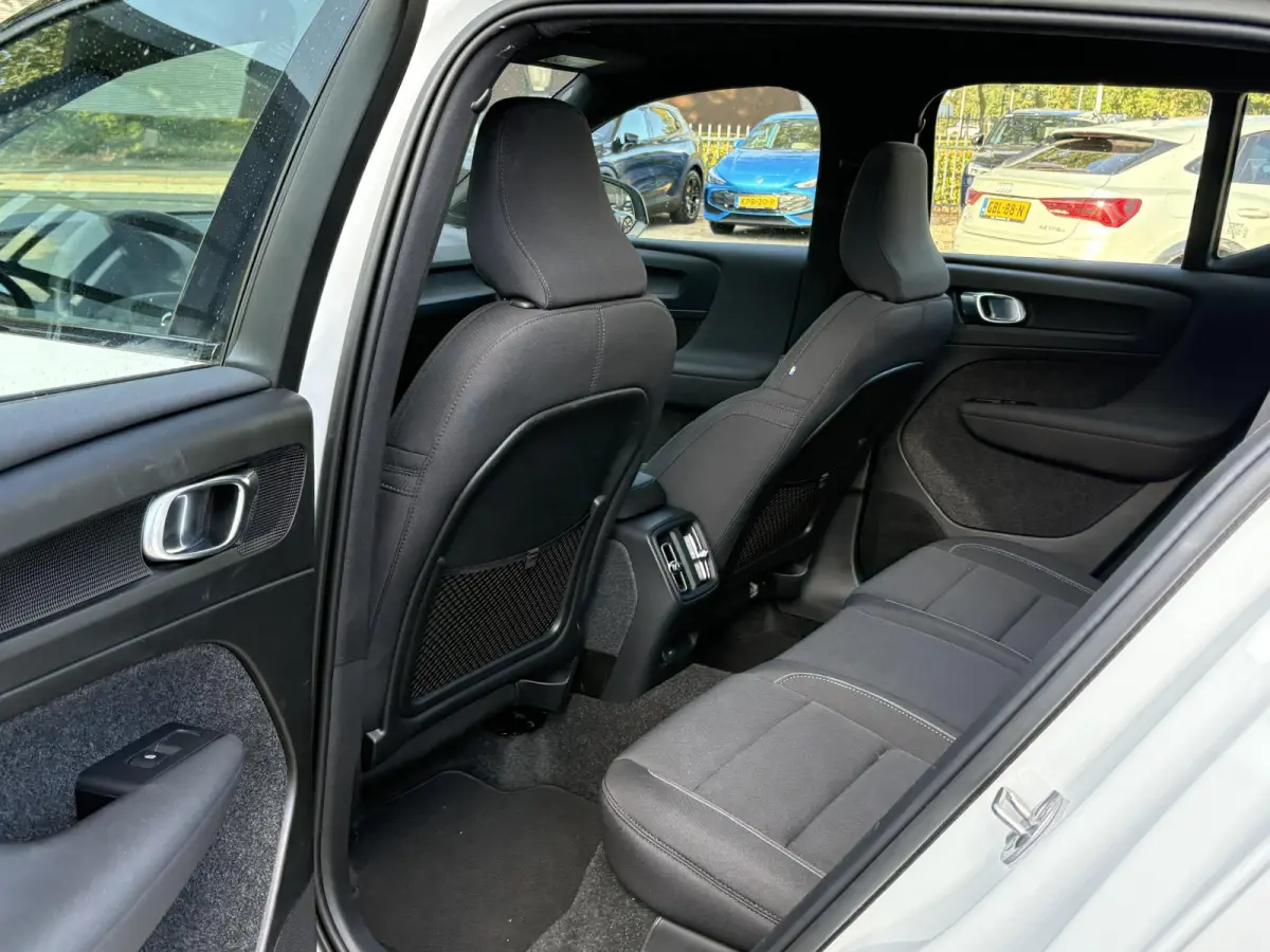 Ultimate 70 kWh SOH 95% | 360 CAMERA | STOEL STUURVERWARMING | MEM. SEAT | ELEK. STOEL | PANO | RIJKLAARPRIJS INCL. 12 MND BOVAG GARANTIE! | KEYLESS + DODEHOEK |