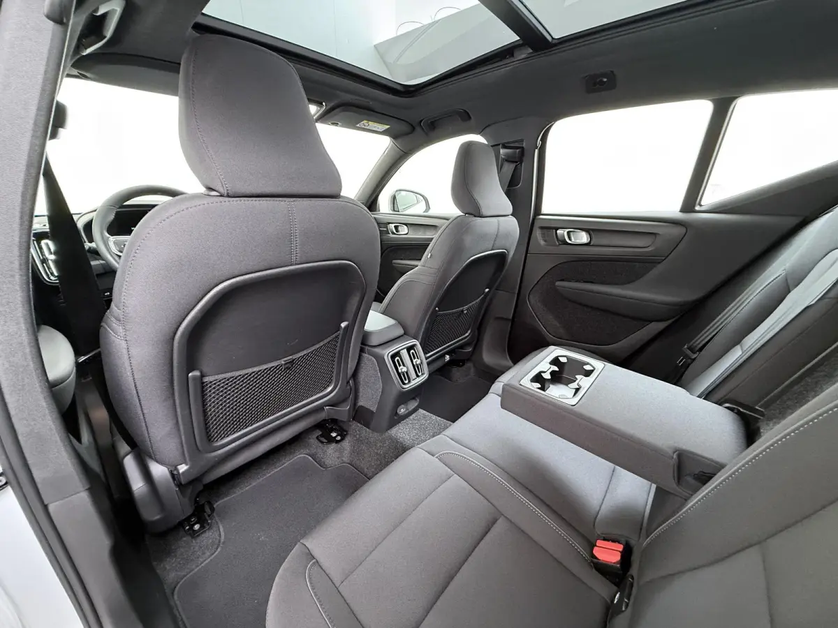 Ultimate 70 kWh SOH 95% | 360 CAMERA | STOEL STUURVERWARMING | MEM. SEAT | ELEK. STOEL | PANO | RIJKLAARPRIJS INCL. 12 MND BOVAG GARANTIE! | KEYLESS + DODEHOEK |