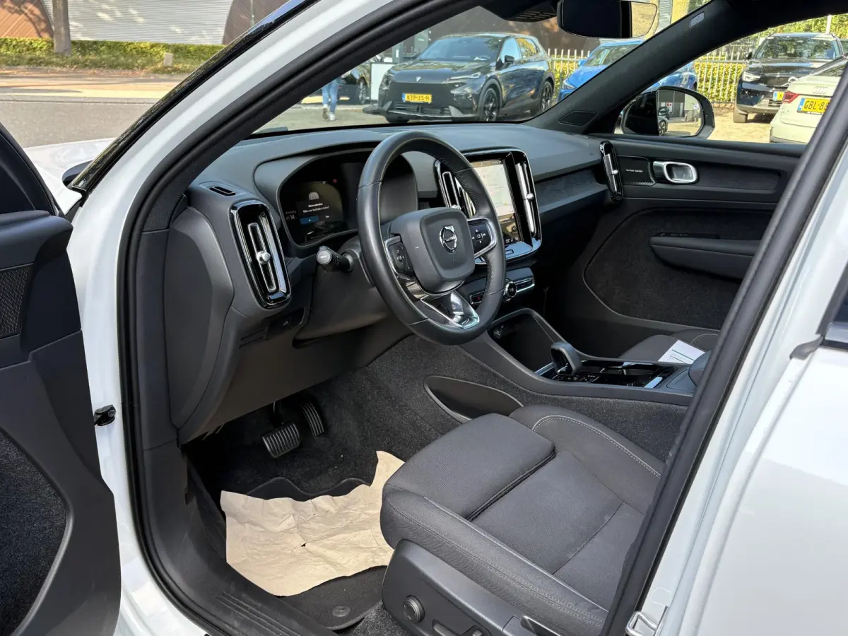Ultimate 70 kWh SOH 95% | 360 CAMERA | STOEL STUURVERWARMING | MEM. SEAT | ELEK. STOEL | PANO | RIJKLAARPRIJS INCL. 12 MND BOVAG GARANTIE! | KEYLESS + DODEHOEK |