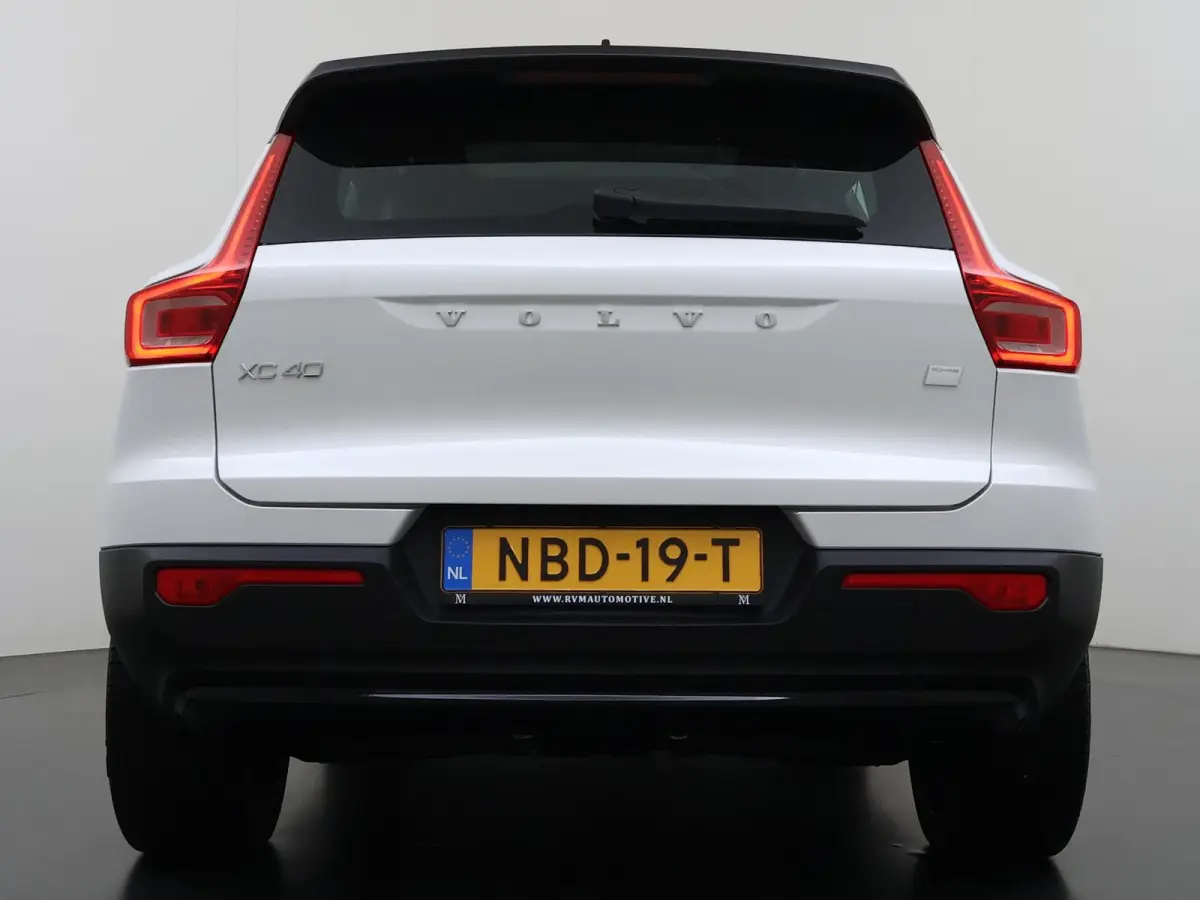 Ultimate 70 kWh SOH 95% | 360 CAMERA | STOEL STUURVERWARMING | MEM. SEAT | ELEK. STOEL | PANO | RIJKLAARPRIJS INCL. 12 MND BOVAG GARANTIE! | KEYLESS + DODEHOEK |