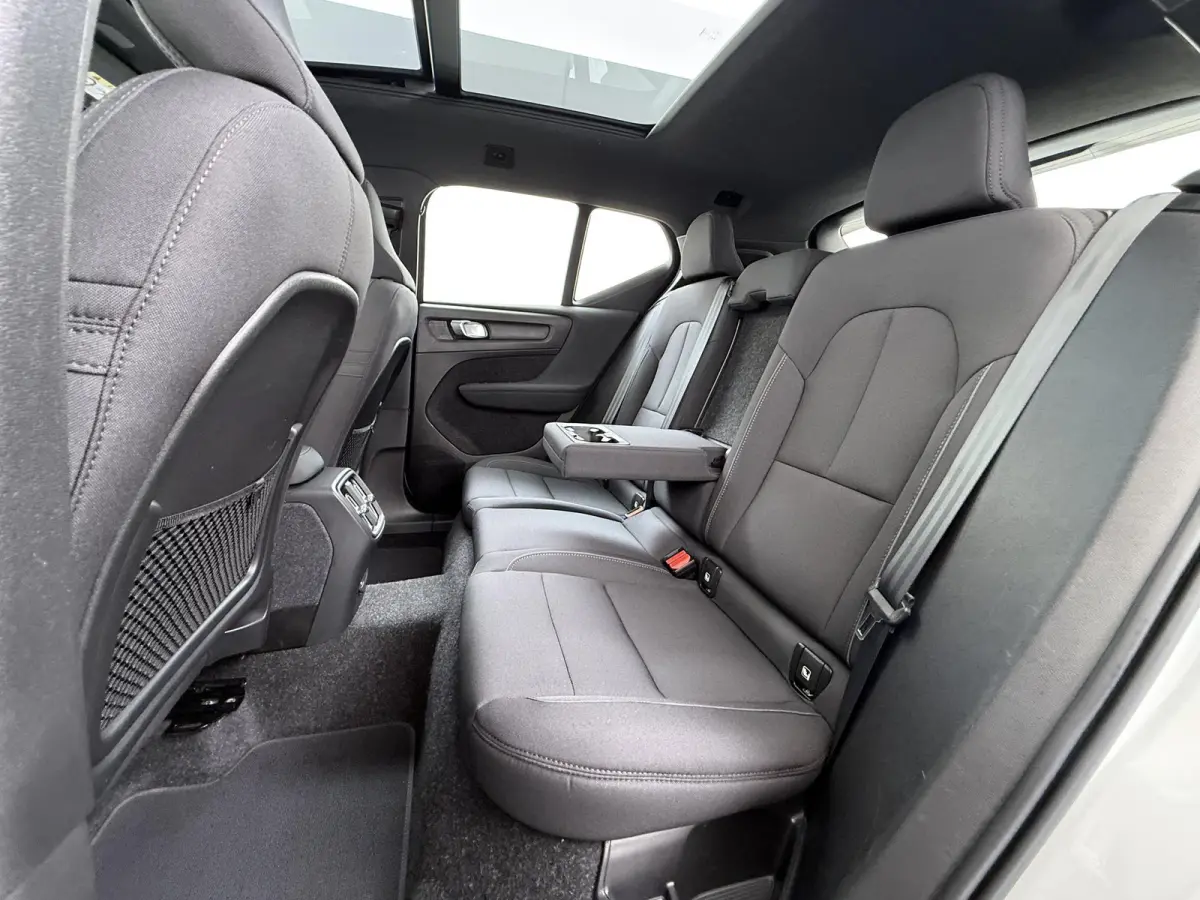 Ultimate 70 kWh SOH 95% | 360 CAMERA | STOEL STUURVERWARMING | MEM. SEAT | ELEK. STOEL | PANO | RIJKLAARPRIJS INCL. 12 MND BOVAG GARANTIE! | KEYLESS + DODEHOEK |