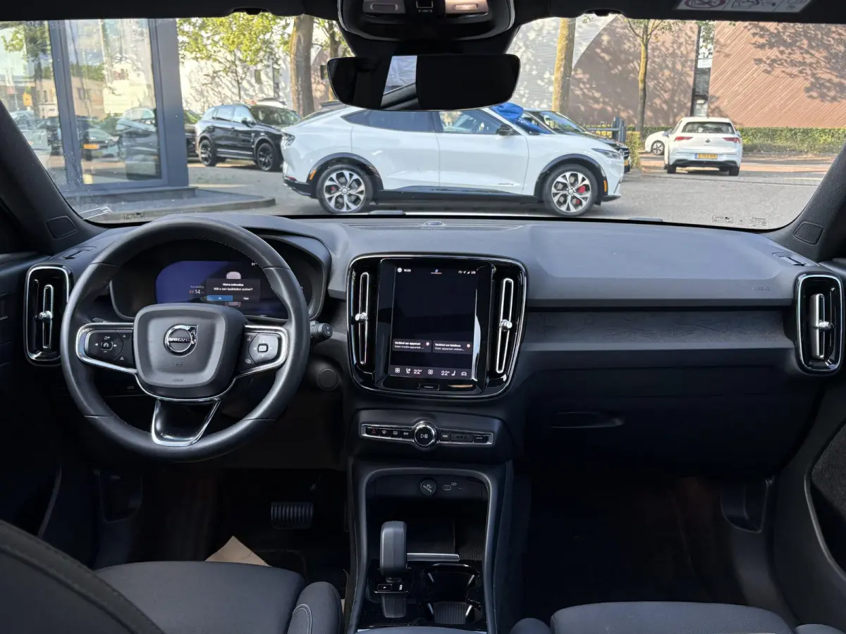 Ultimate 70 kWh SOH 95% | 360 CAMERA | STOEL STUURVERWARMING | MEM. SEAT | ELEK. STOEL | PANO | RIJKLAARPRIJS INCL. 12 MND BOVAG GARANTIE! | KEYLESS + DODEHOEK |