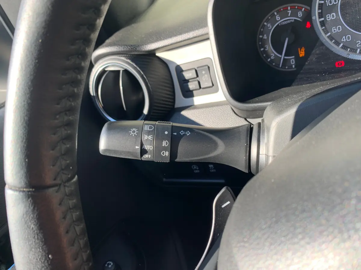 1.2 Smart Hybrid Style Airco | Camera | Cruise Control | 1e eigenaar | DAB | Keyless | LMV 16" | Navi | Stoelverwarming |