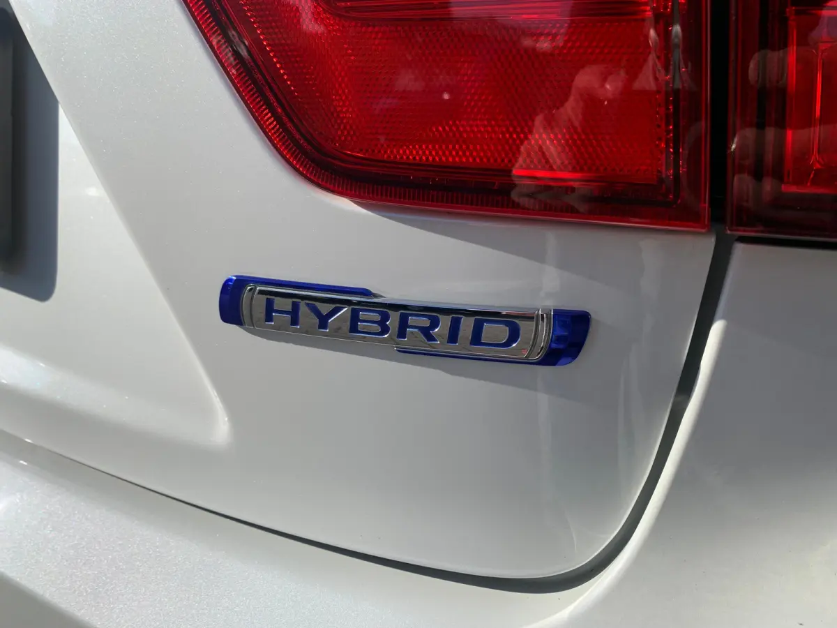 1.2 Smart Hybrid Style Airco | Camera | Cruise Control | 1e eigenaar | DAB | Keyless | LMV 16" | Navi | Stoelverwarming |