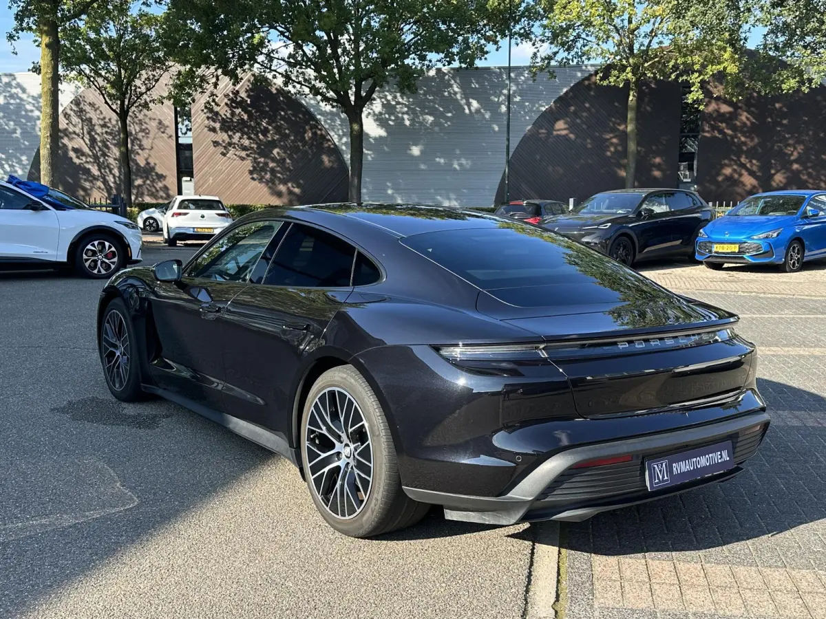 79 kWh SOH 92% | MEM. SEAT | BOSE BOXEN | PANO | STOEL + STUURVERWARMING | ELEK. STOELEN | 21'' WIELEN | FABRIEKS GARANTIE TM 09-2027 | GEEN EXTRA KOSTEN!! RIJKLAAR GELEVERD |