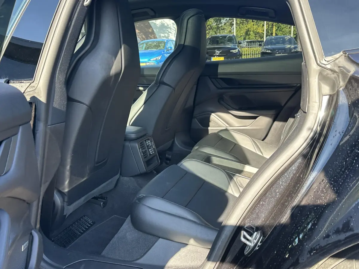 79 kWh SOH 92% | MEM. SEAT | BOSE BOXEN | PANO | STOEL + STUURVERWARMING | ELEK. STOELEN | 21'' WIELEN | FABRIEKS GARANTIE TM 09-2027 | GEEN EXTRA KOSTEN!! RIJKLAAR GELEVERD |