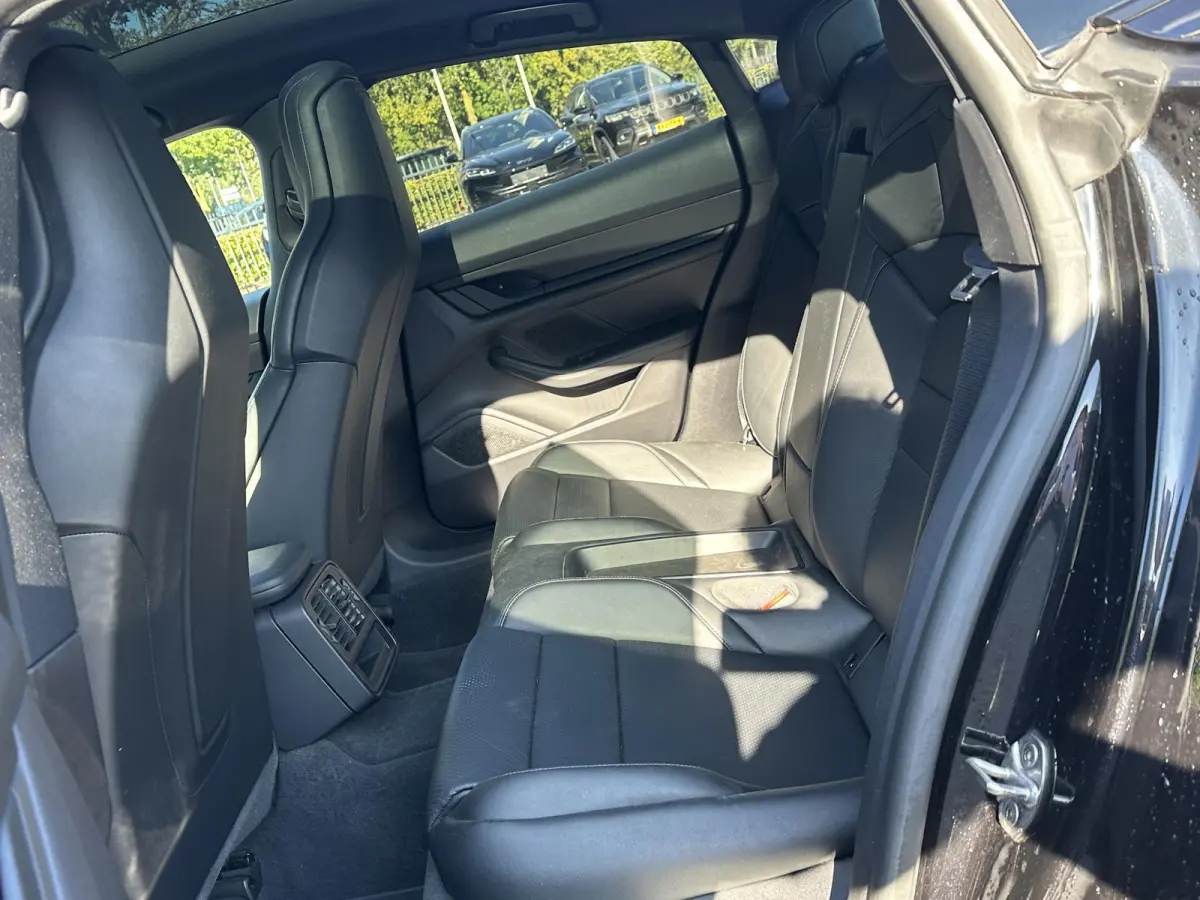 79 kWh SOH 92% | MEM. SEAT | BOSE BOXEN | PANO | STOEL + STUURVERWARMING | ELEK. STOELEN | 21'' WIELEN | FABRIEKS GARANTIE TM 09-2027 | GEEN EXTRA KOSTEN!! RIJKLAAR GELEVERD |