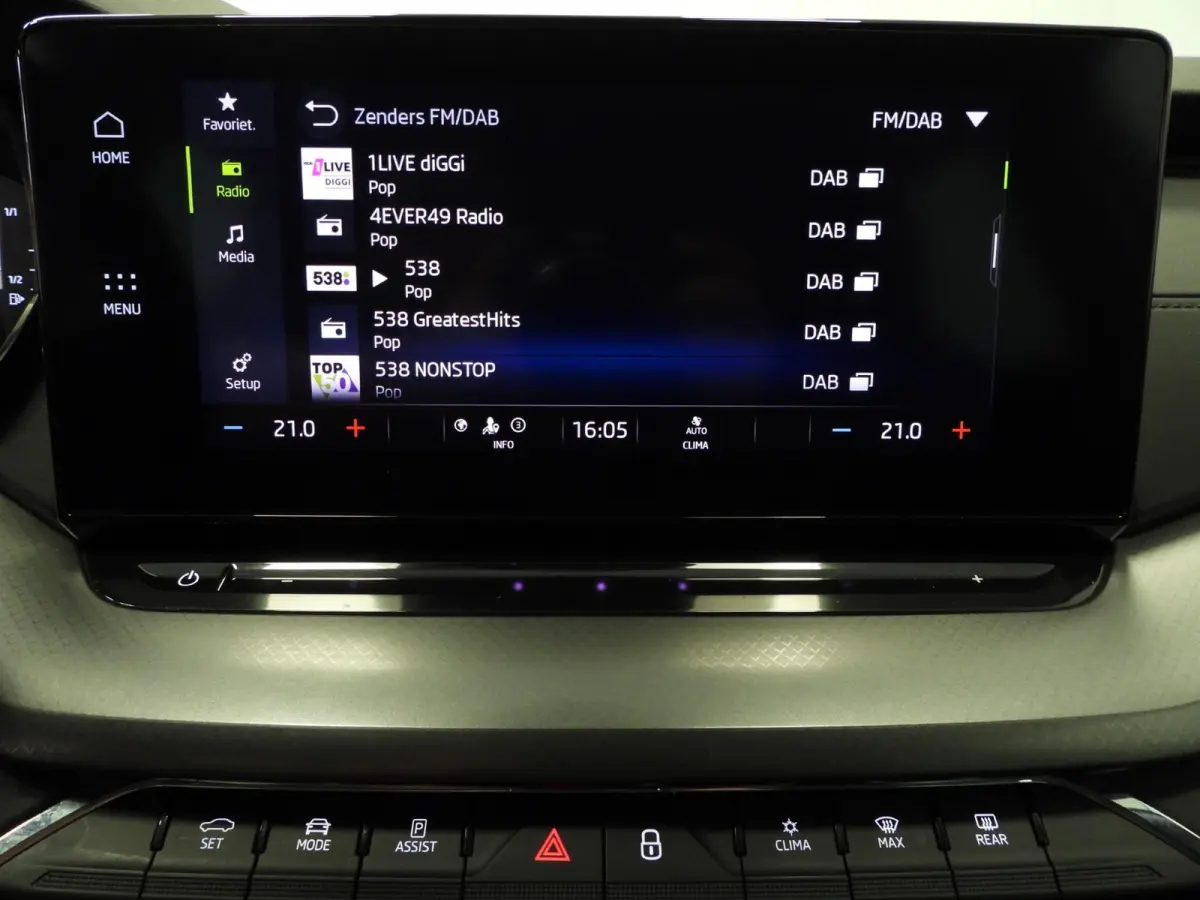 1.0 TSI Business Edition NAVI/TREKH./CLIMA/LED/16"LMV!