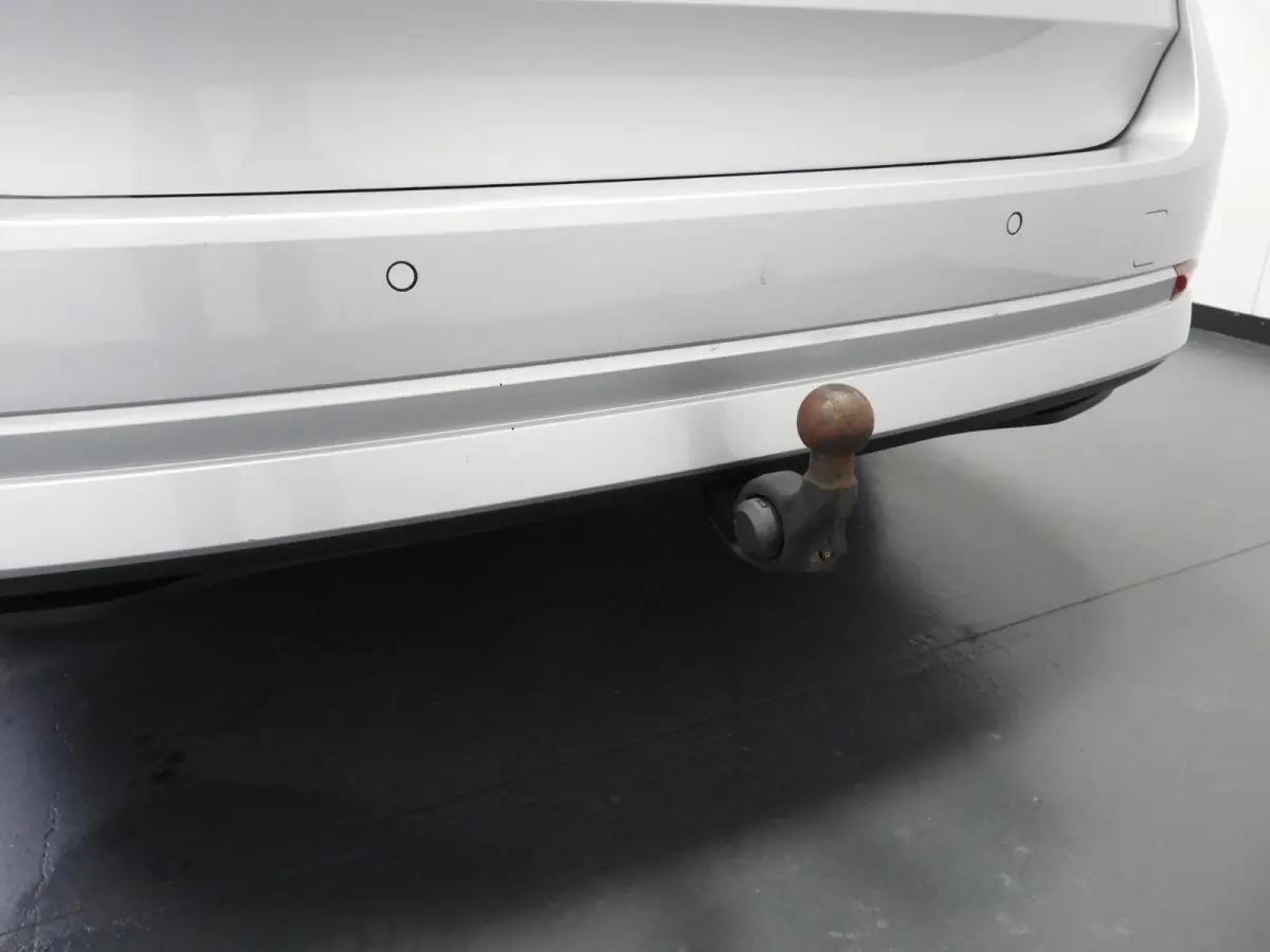 1.0 TSI Business Edition NAVI/TREKH./CLIMA/LED/16"LMV!