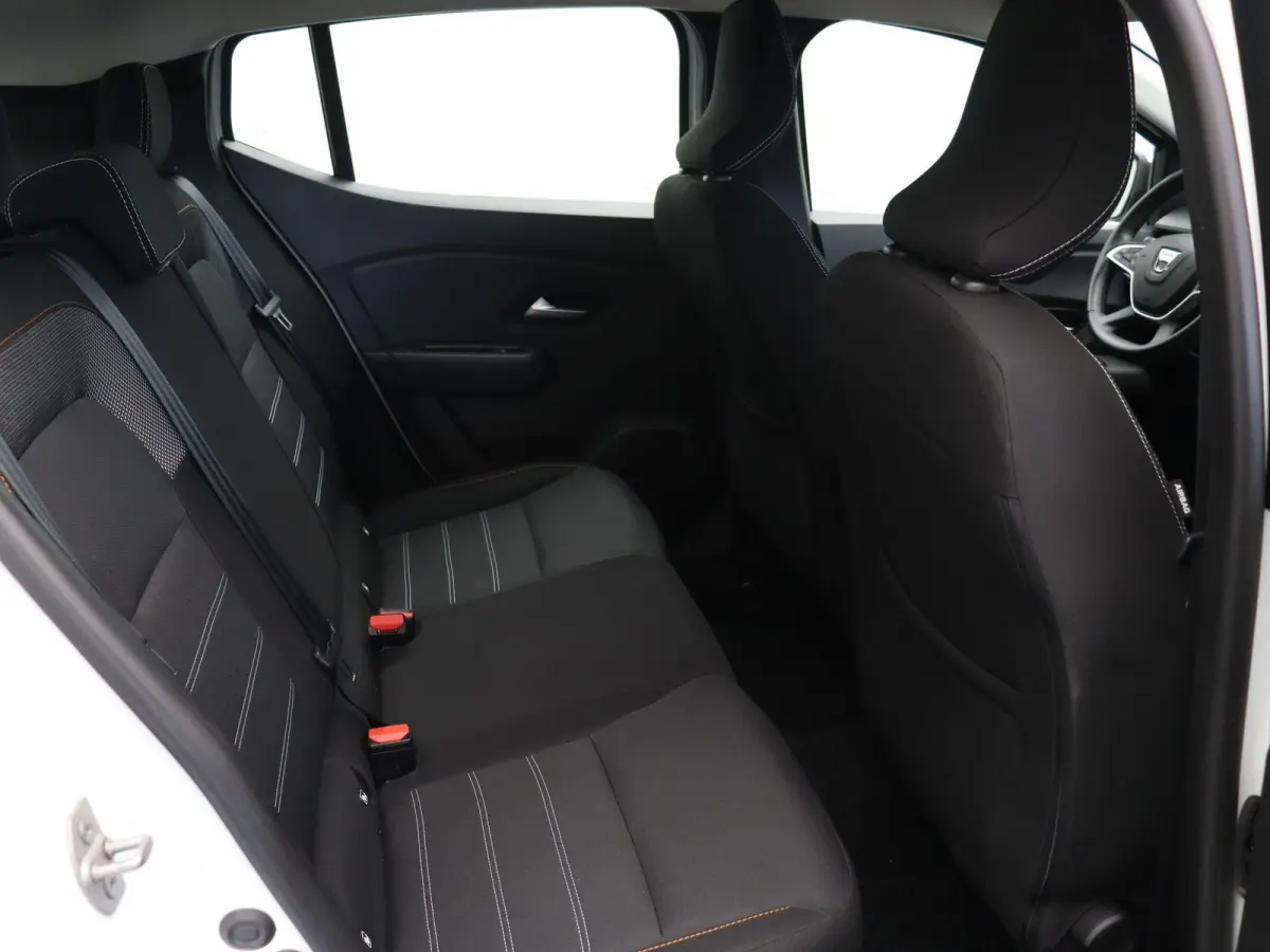 TCe 90pk Expression | Airco | Cruise Control | | Apple carplay | Parkeersensoren |