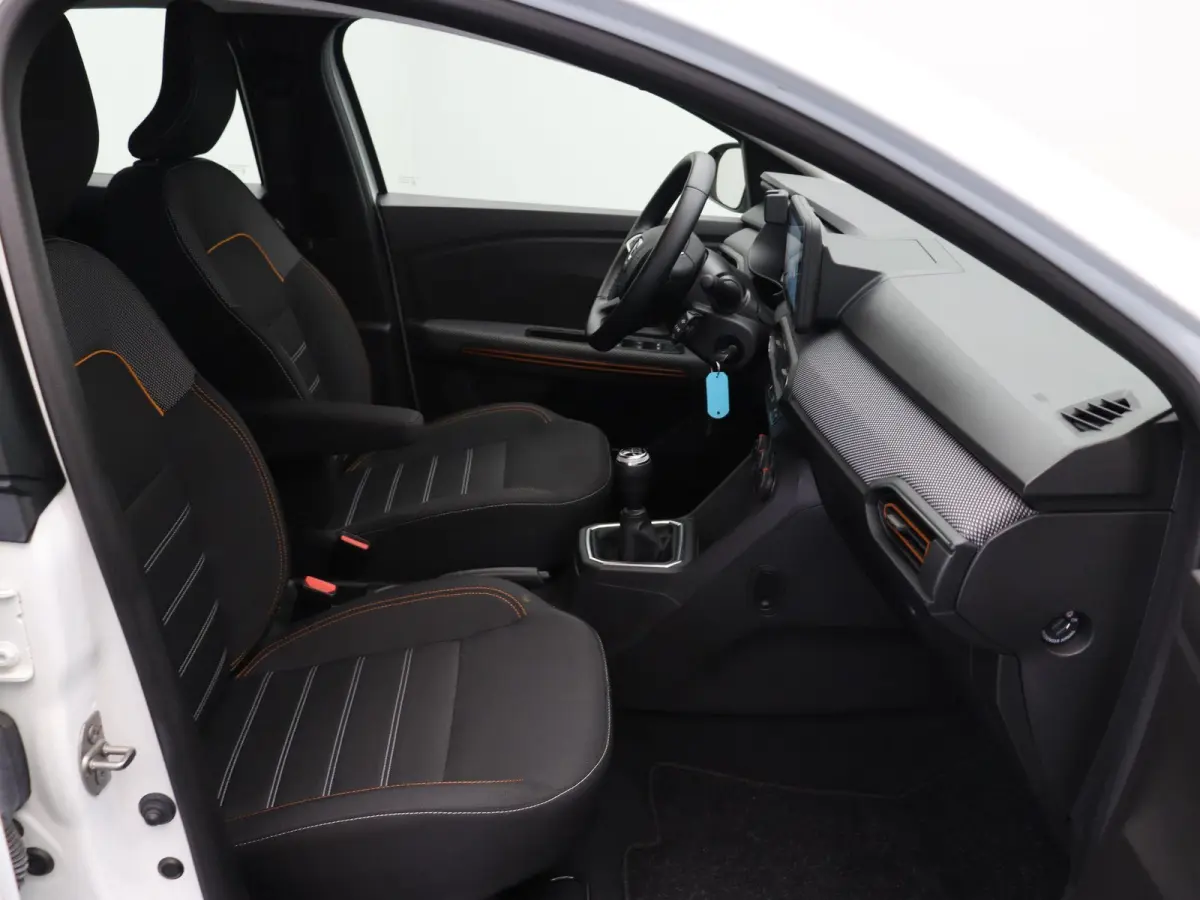 TCe 90pk Expression | Airco | Cruise Control | | Apple carplay | Parkeersensoren |